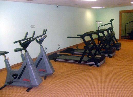 Отель Ramada Moline East Moline Экстерьер фото